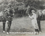 Oficer PP z koniem.jpg