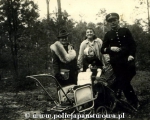 Policjant GG z rodzina, maj 1943 Boernerowo.jpg