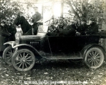 Samochod z powstancem 1863 r.jpg